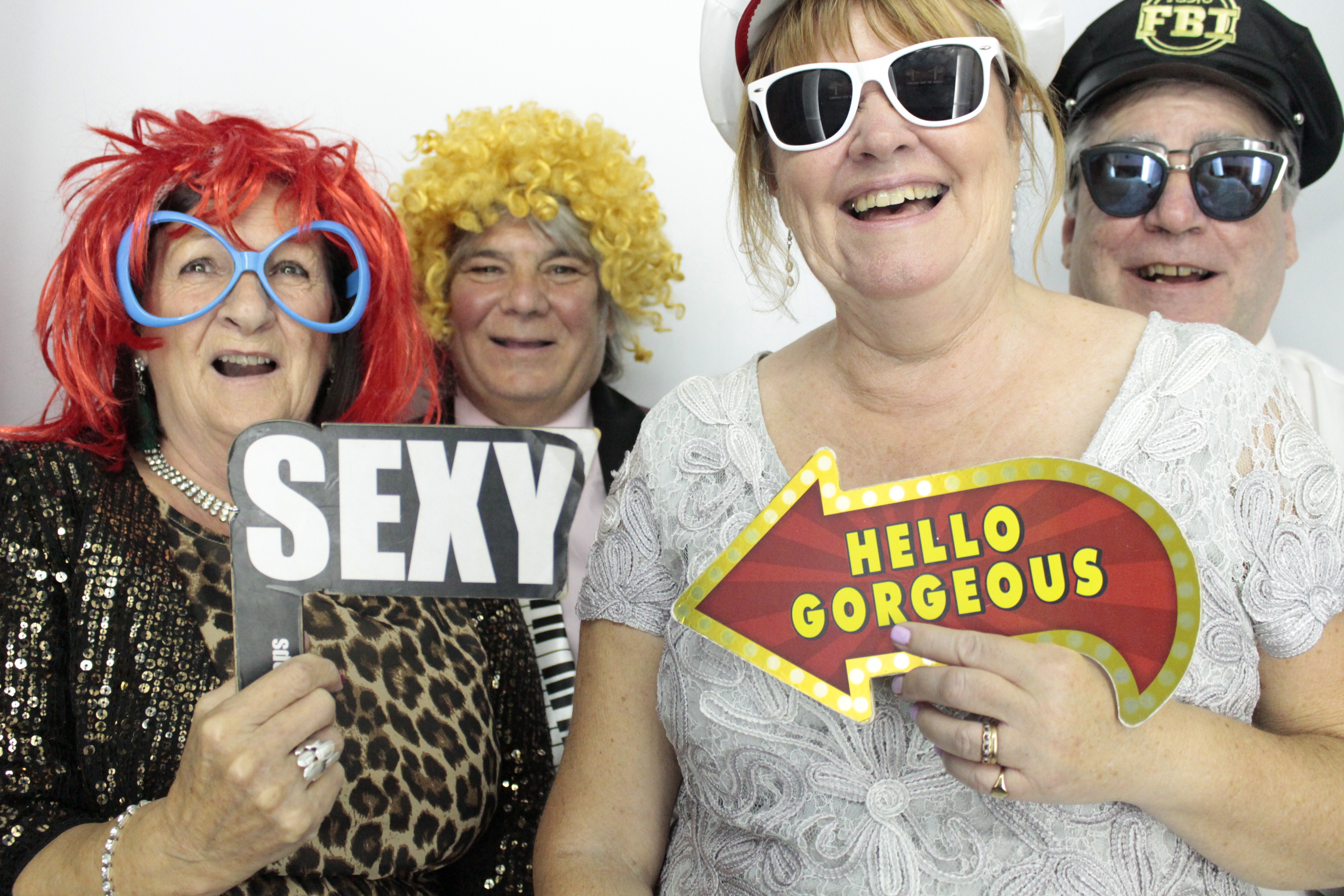 Louise & Dan's Big Day | View more photos from the event at gallery.myphotoboothexperience.co.uk/u/MyPhotoBoothExperienceLtd/Louise-Dans-Big-Day